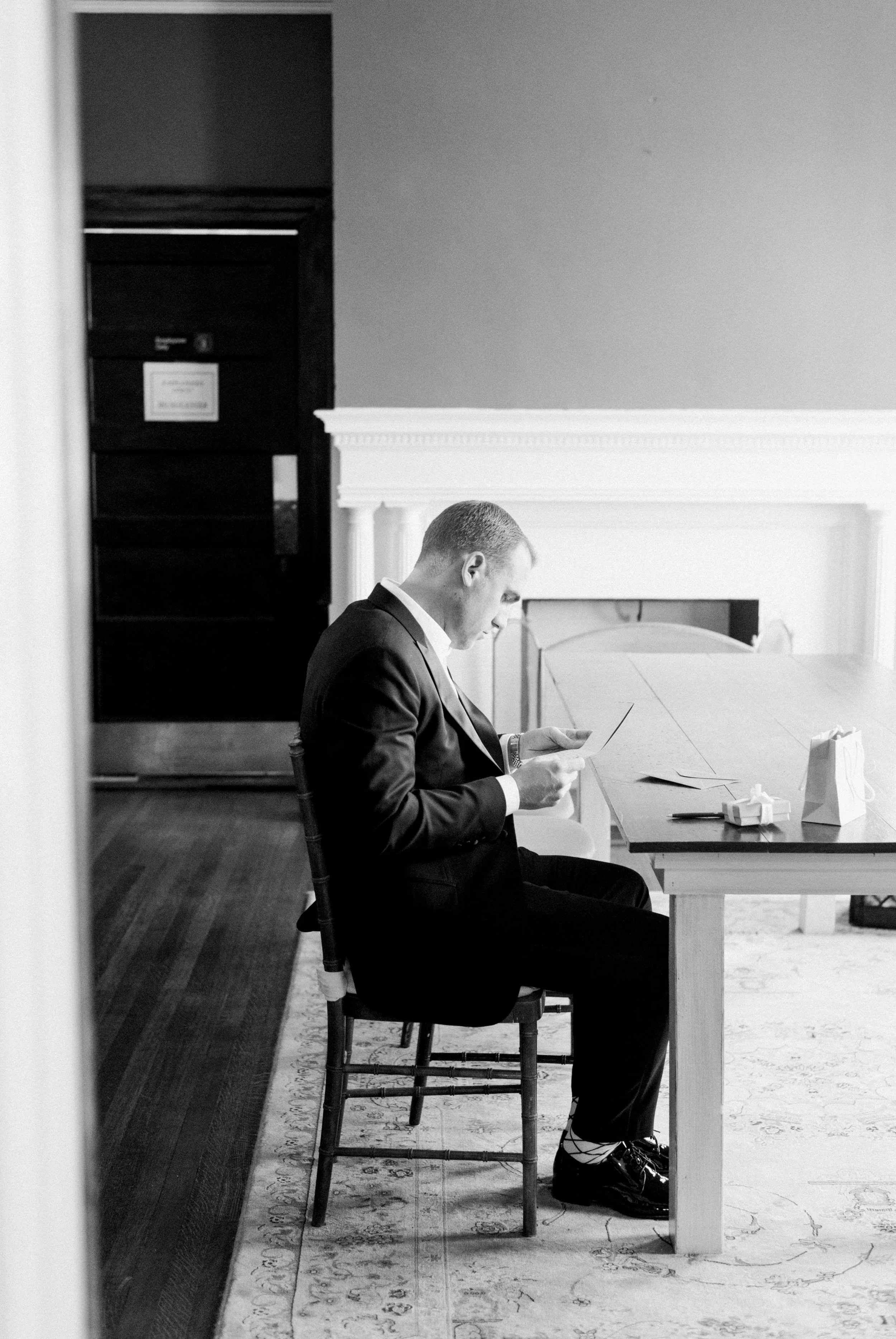 RaspberryPlainManor_leesburgVa_Jeanna+Steven_DCweddingPhotographer 12.jpg