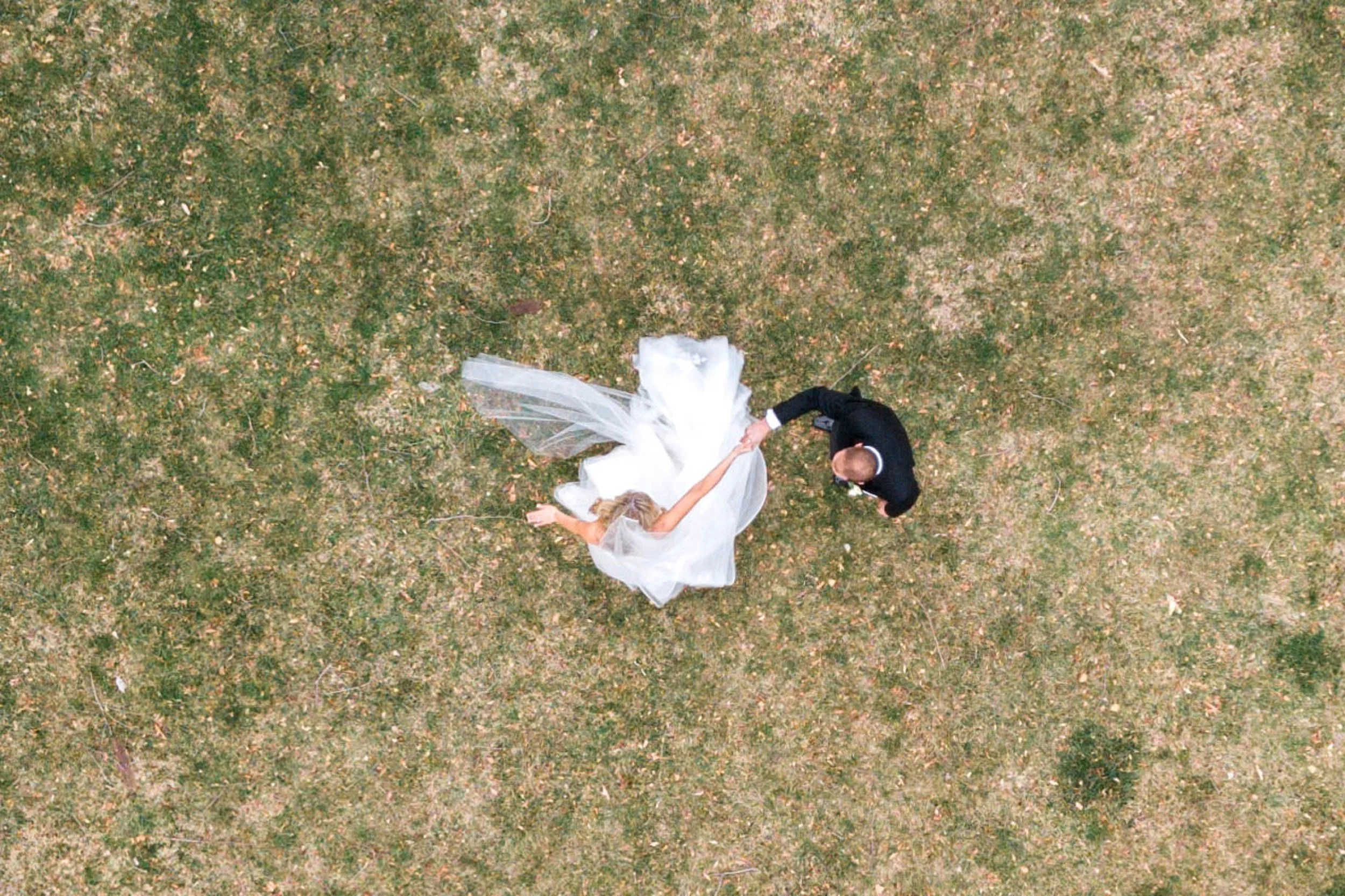 RaspberryPlainManor_leesburgVa_Jeanna+Steven_DCweddingPhotographer 27.jpg