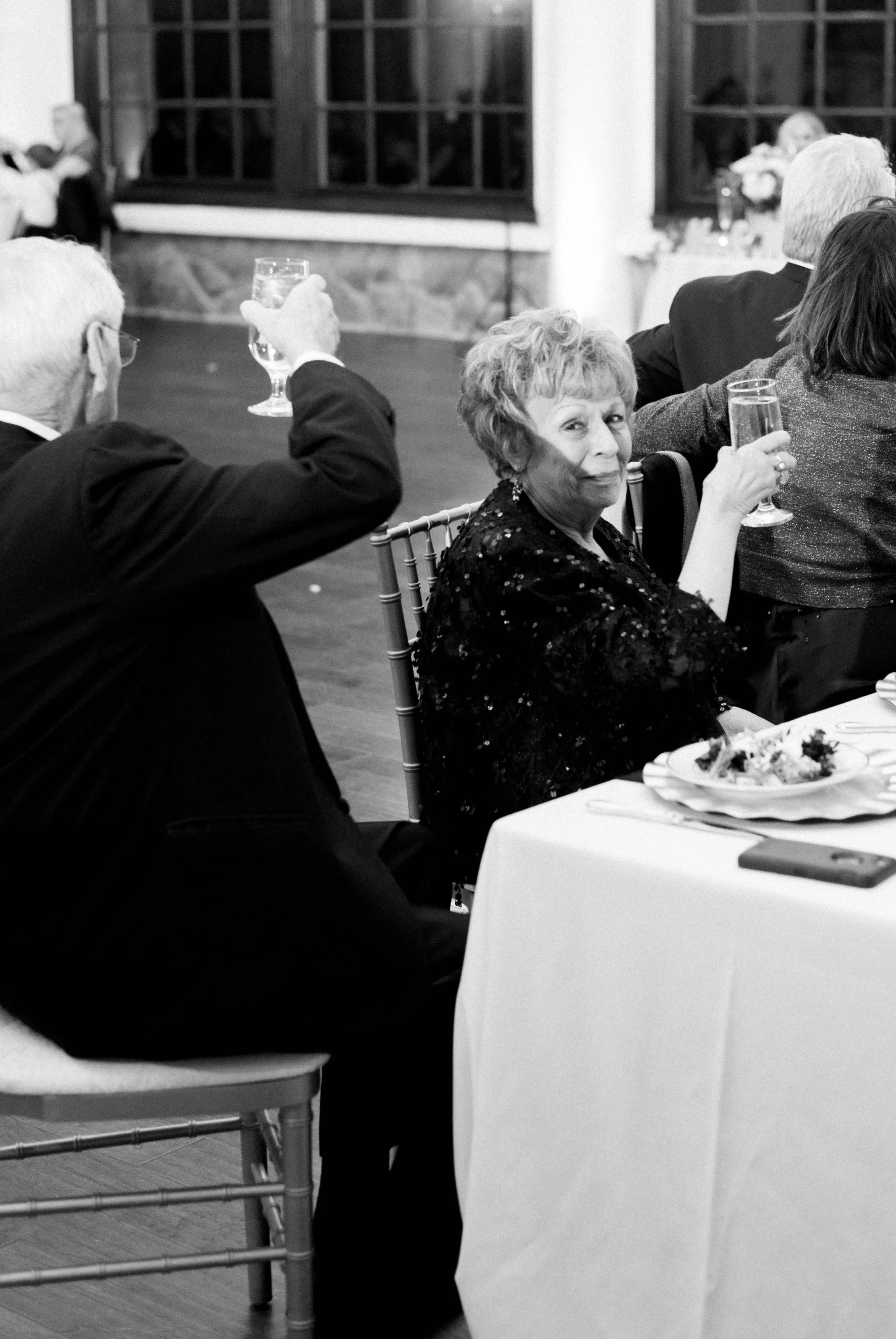 RaspberryPlainManor_leesburgVa_Jeanna+Steven_DCweddingPhotographer 44.jpg