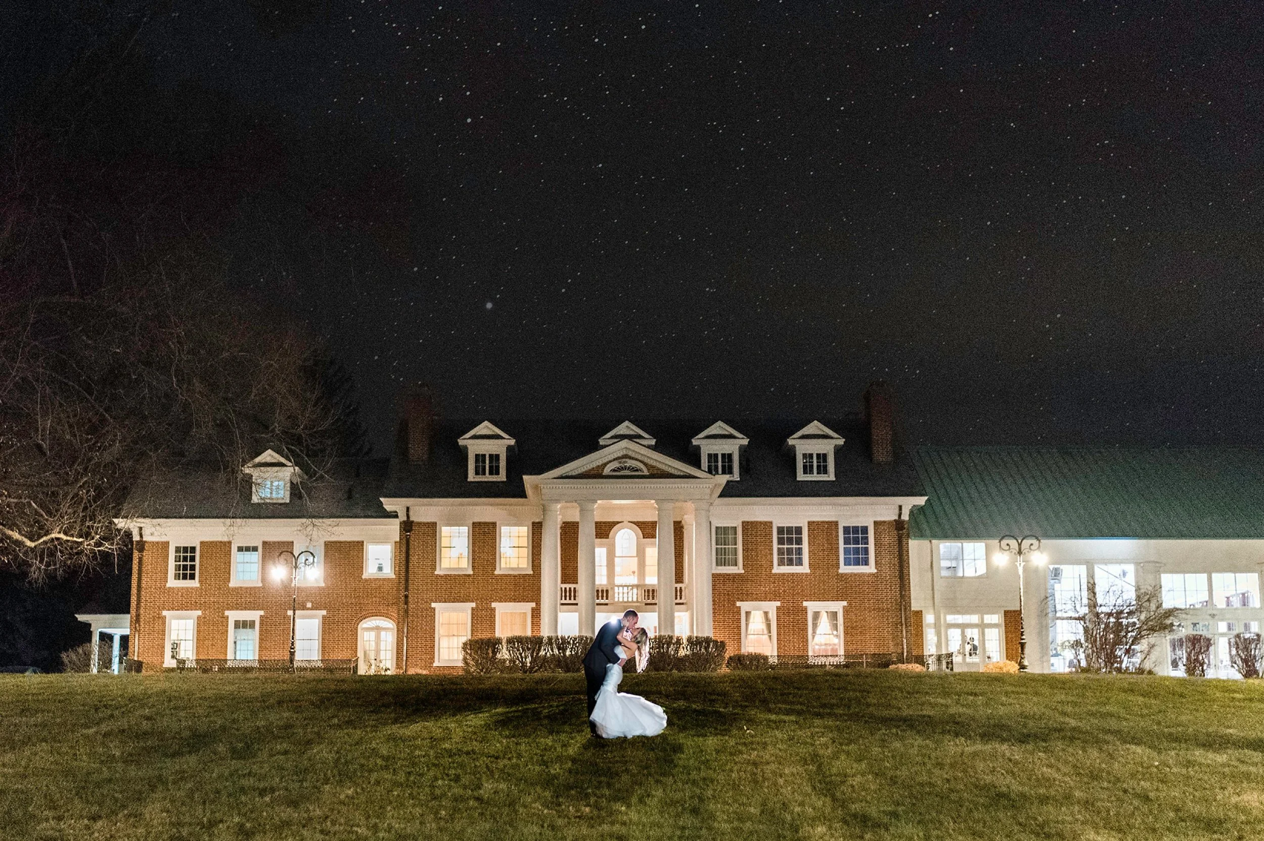 RaspberryPlainManor_leesburgVa_Jeanna+Steven_DCweddingPhotographer 46.jpg