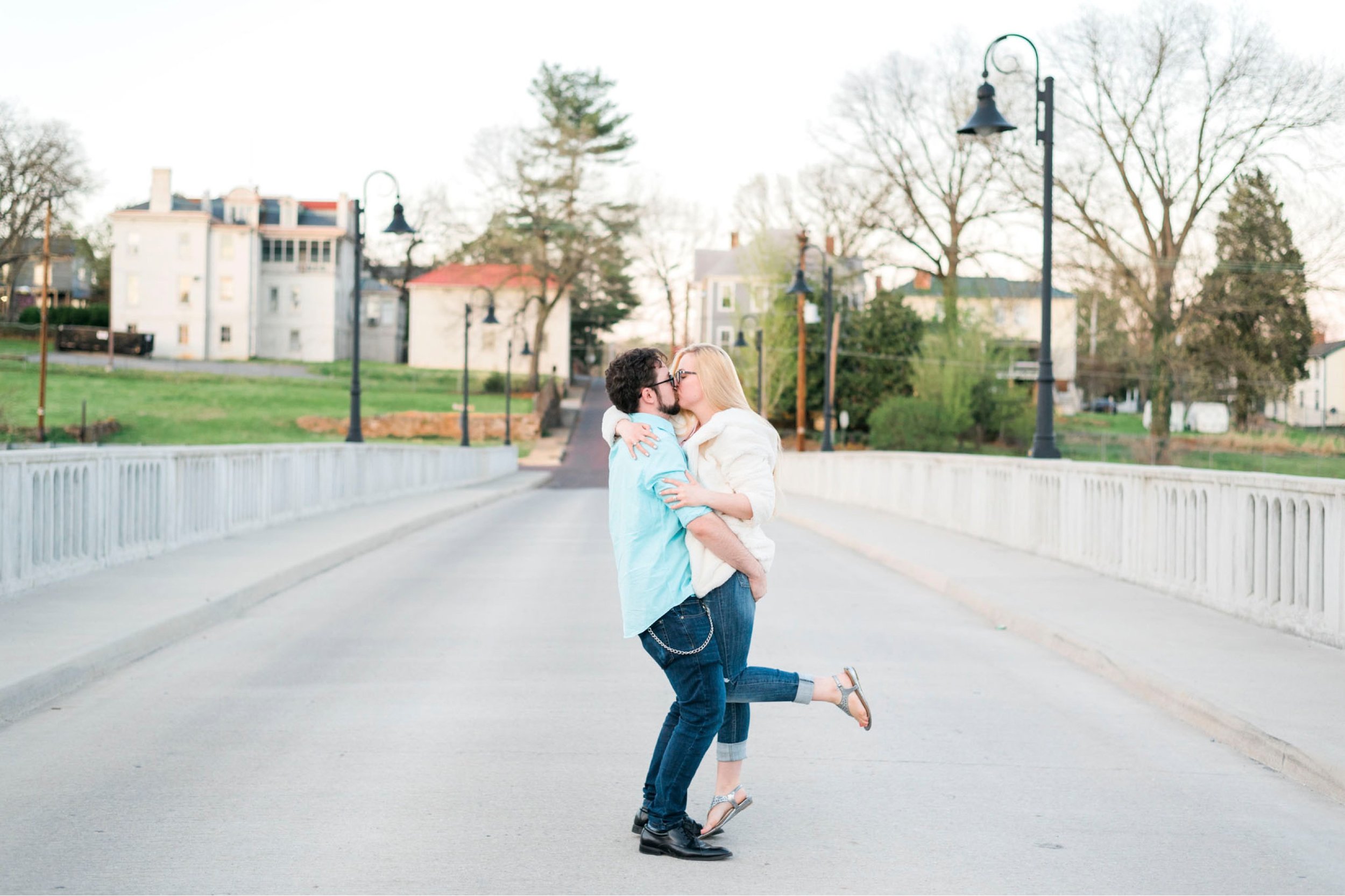 LaunceTarah_VirginiaWeddingPhotographer_EngagementSession_LynchburgVA_DowntownLynchburg_SpringEngagement 27.jpg