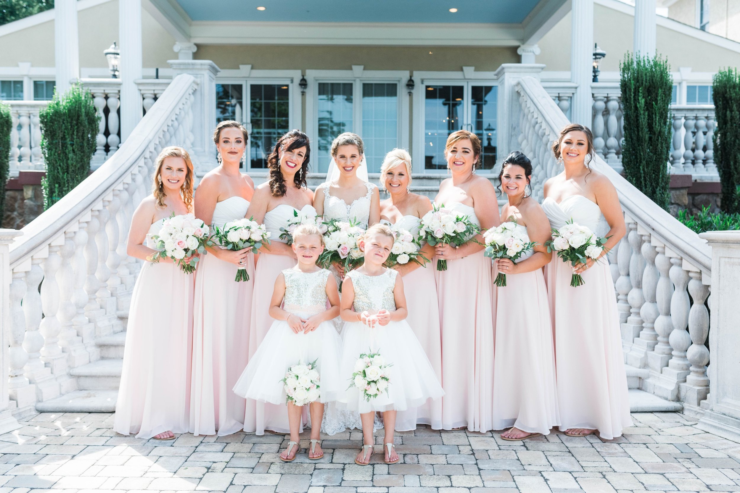 BedfordColumns_EntwinedEvents_Lynchburgwedding_VIrginiaweddingphotographer_ALlisonNIck 21.jpg