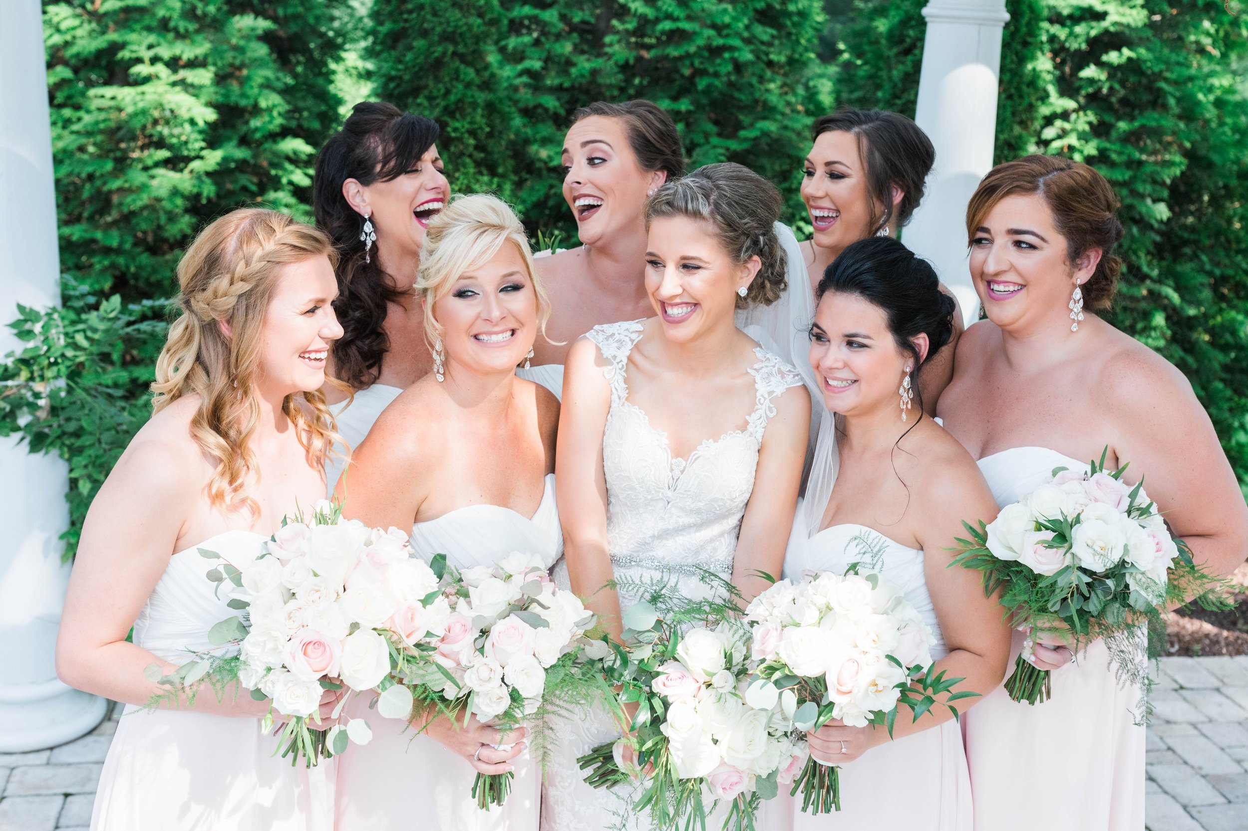 BedfordColumns_EntwinedEvents_Lynchburgwedding_VIrginiaweddingphotographer_ALlisonNIck 27.jpg