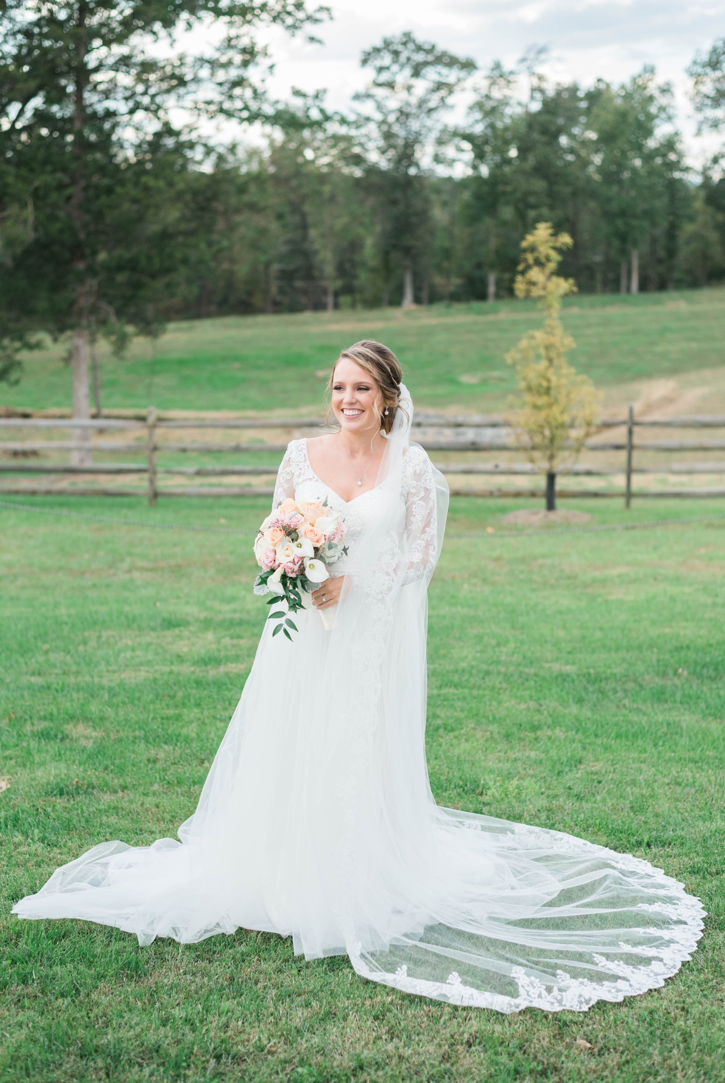 GrantElizabeth_wineryatbullrun_DCwedding_Virginiaweddingphotographer 4.jpg