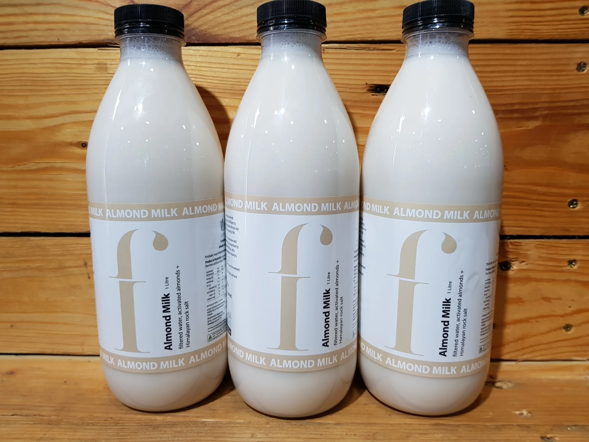 Almond Milk 1 litre.jpg