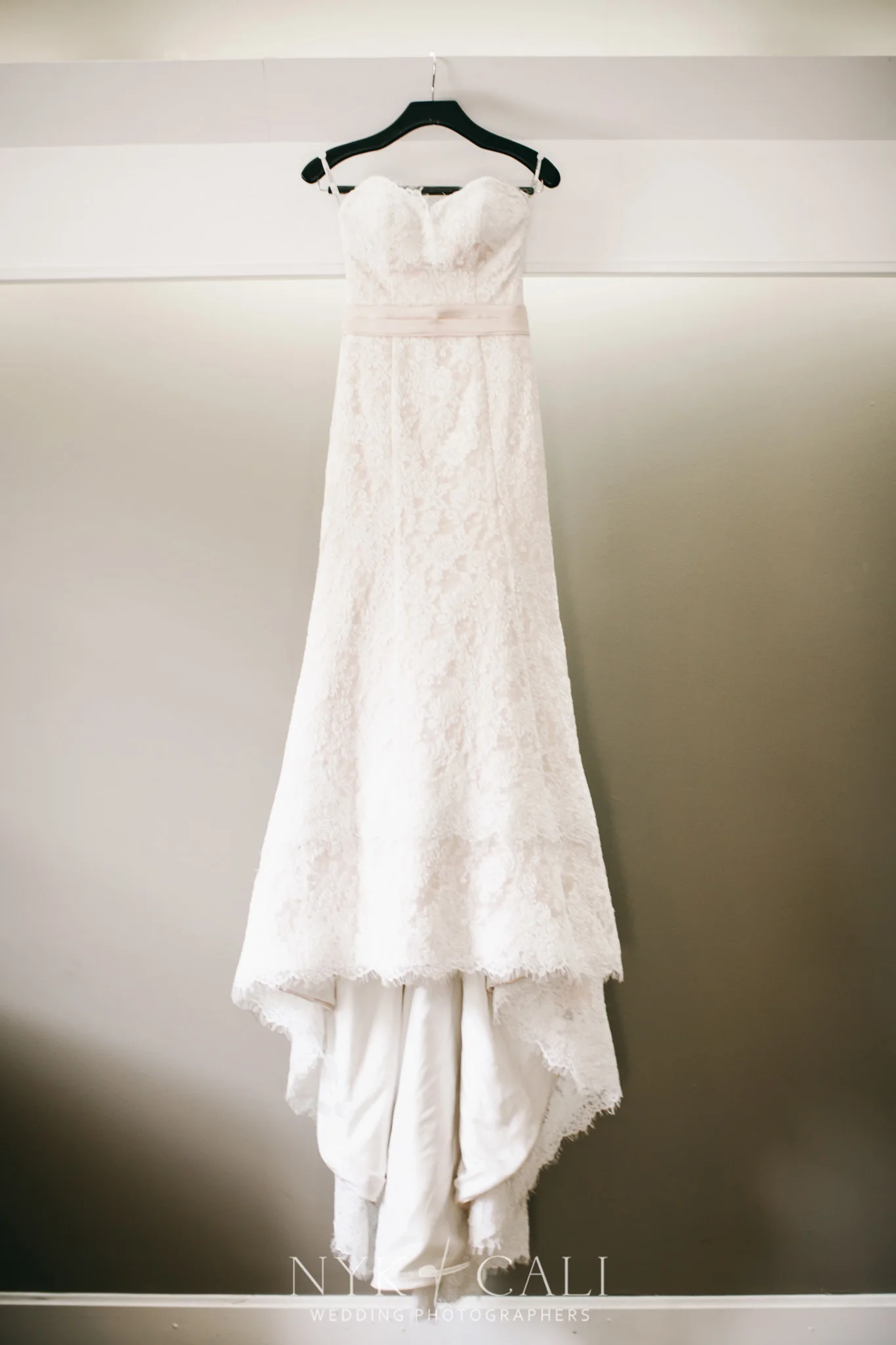Burlap and Lace Bride - Locklane Weddings & Events, Nashville Wedding Planner