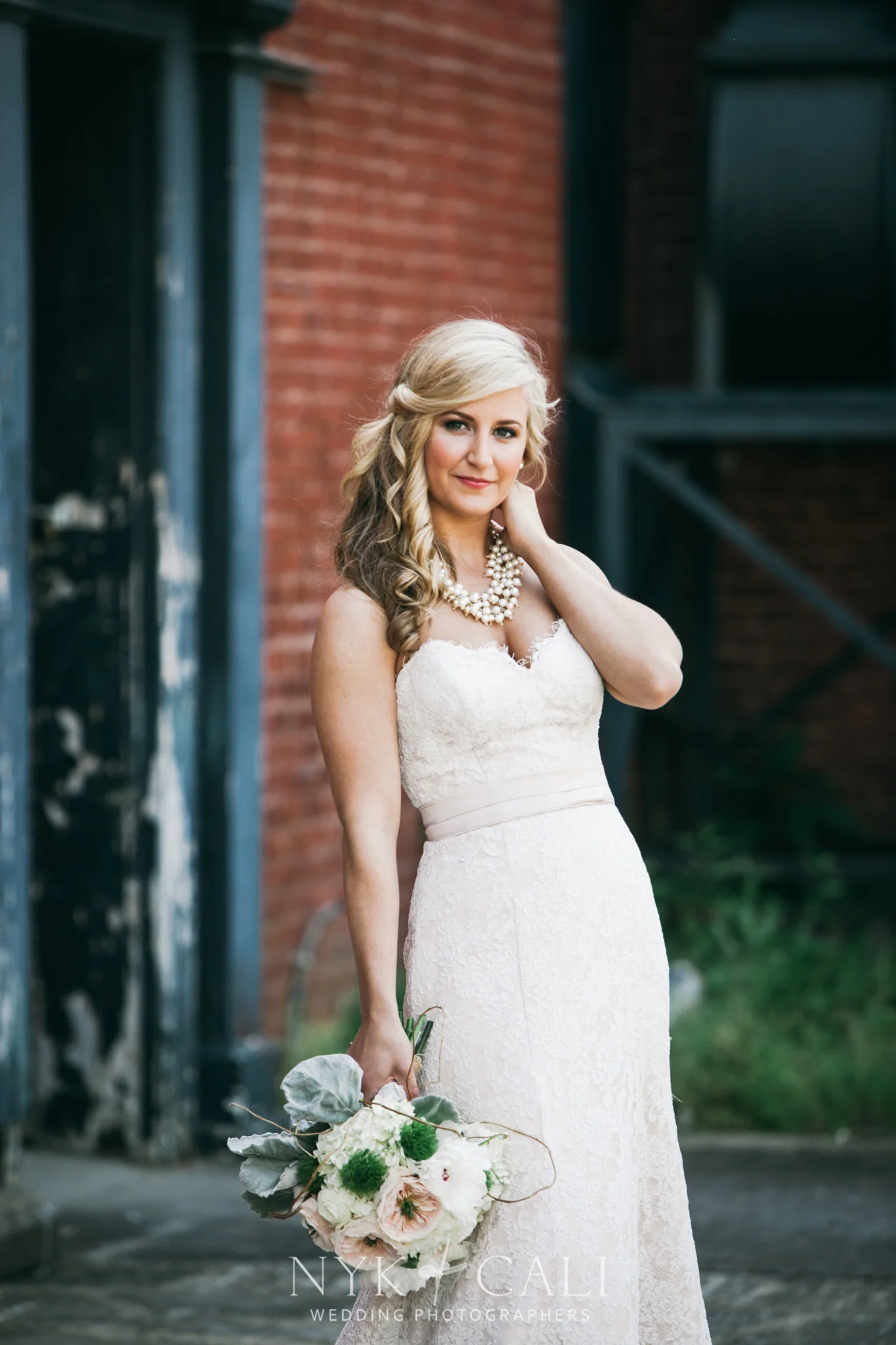 Burlap and Lace Bride - Locklane Weddings & Events, Nashville Wedding Planner