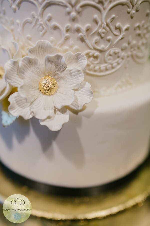 Puffy Muffin Wedding Cake - Locklane Weddings & Events, Nashville Planner