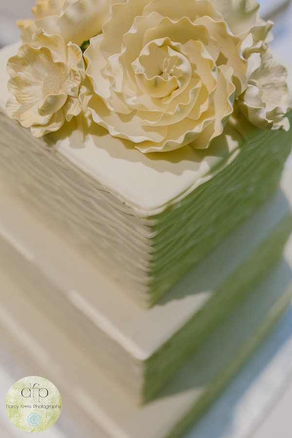 Puffy Muffin wedding cake - Locklane Weddings & Events, Nashville Planner