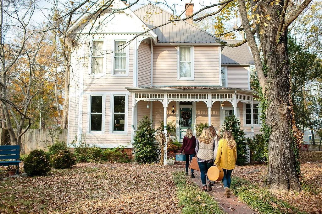 Locklane Weddings & Events, Gilmore Girls, Style Shoot, Style Me Pretty