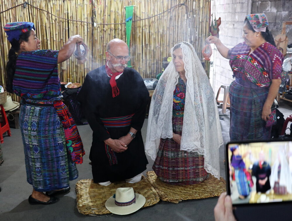 Lilian and Gloria do purification 