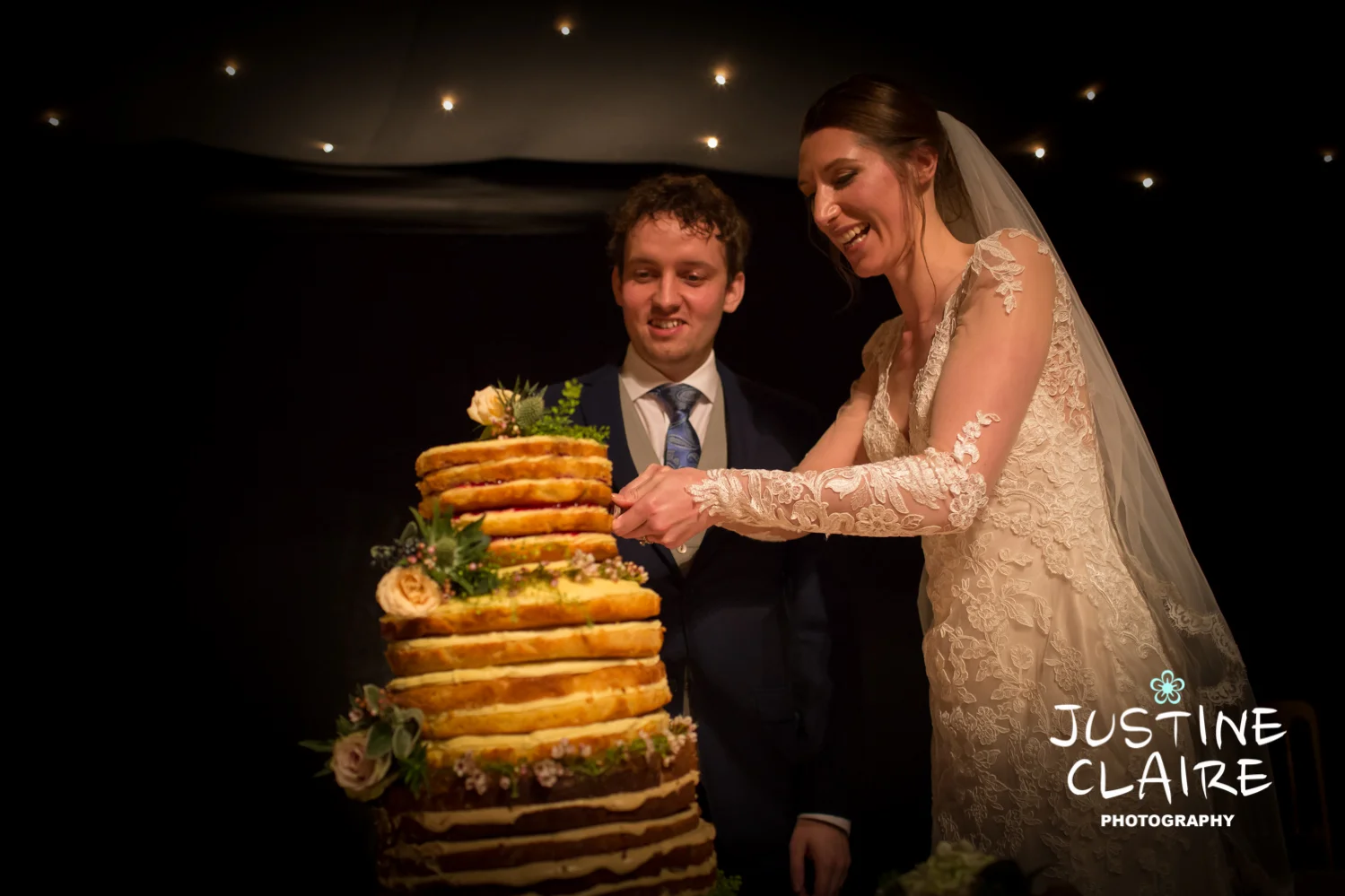 Amberley Castle Wedding Photographers1765.jpg