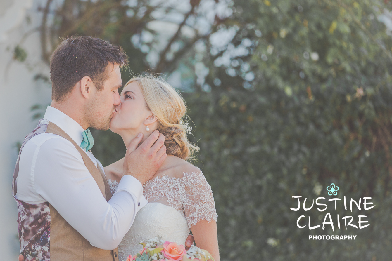 A beautiful wedding at Southend Barn Donnington Chichester - photographed by Justine Claire Photography