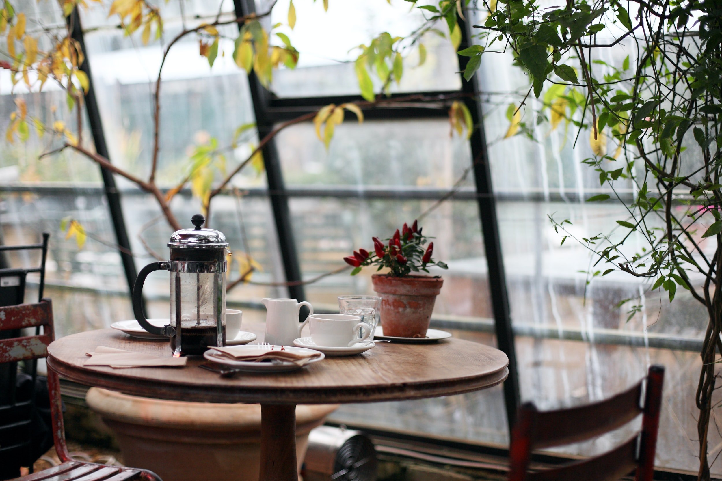60: CAFE CALL