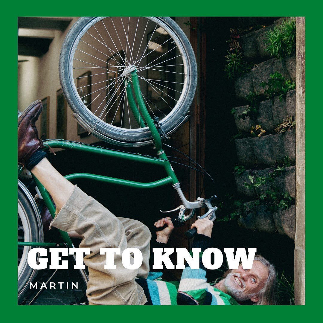 🚲 GET TO KNOW MARTIN 🚲

Martin has been living in Barcelona for 40 years in total !! He has been a part of our Green Bikes team for 3 years. 

Martin loves tour guiding because he has a big passion for Geography and History and he also enjoys inter