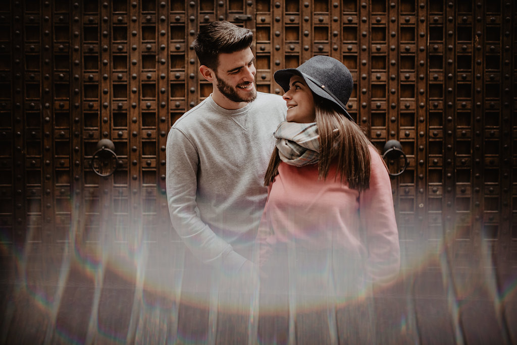 snowy engagement session in London Camden by Lapela Photography