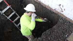 digging-Egress-Window.jpg