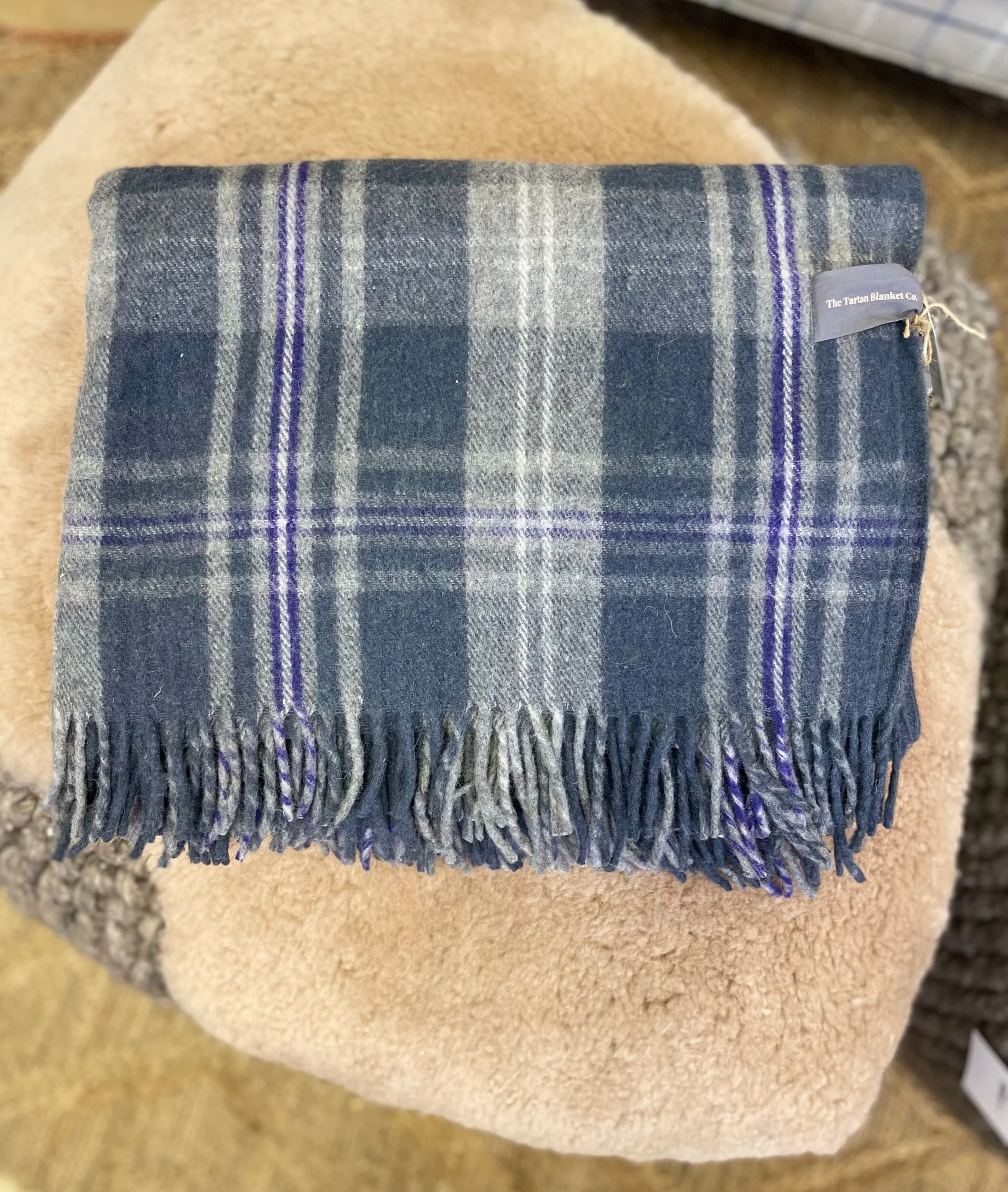 CBD9D5CA-1042-413F-B1BF-8B517366AB54