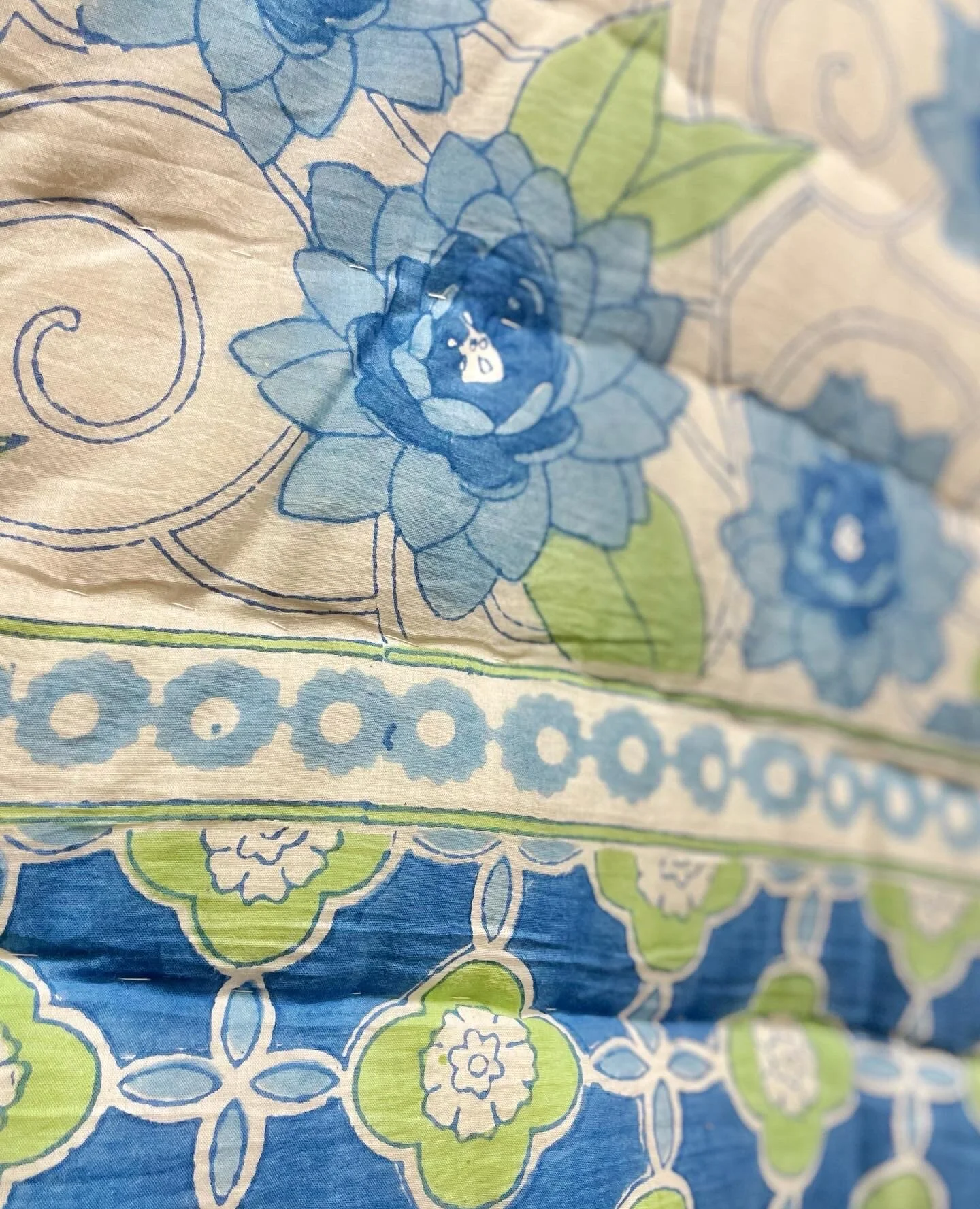 080DEB0A-2D56-44F5-A7BC-C1521F3DF31A