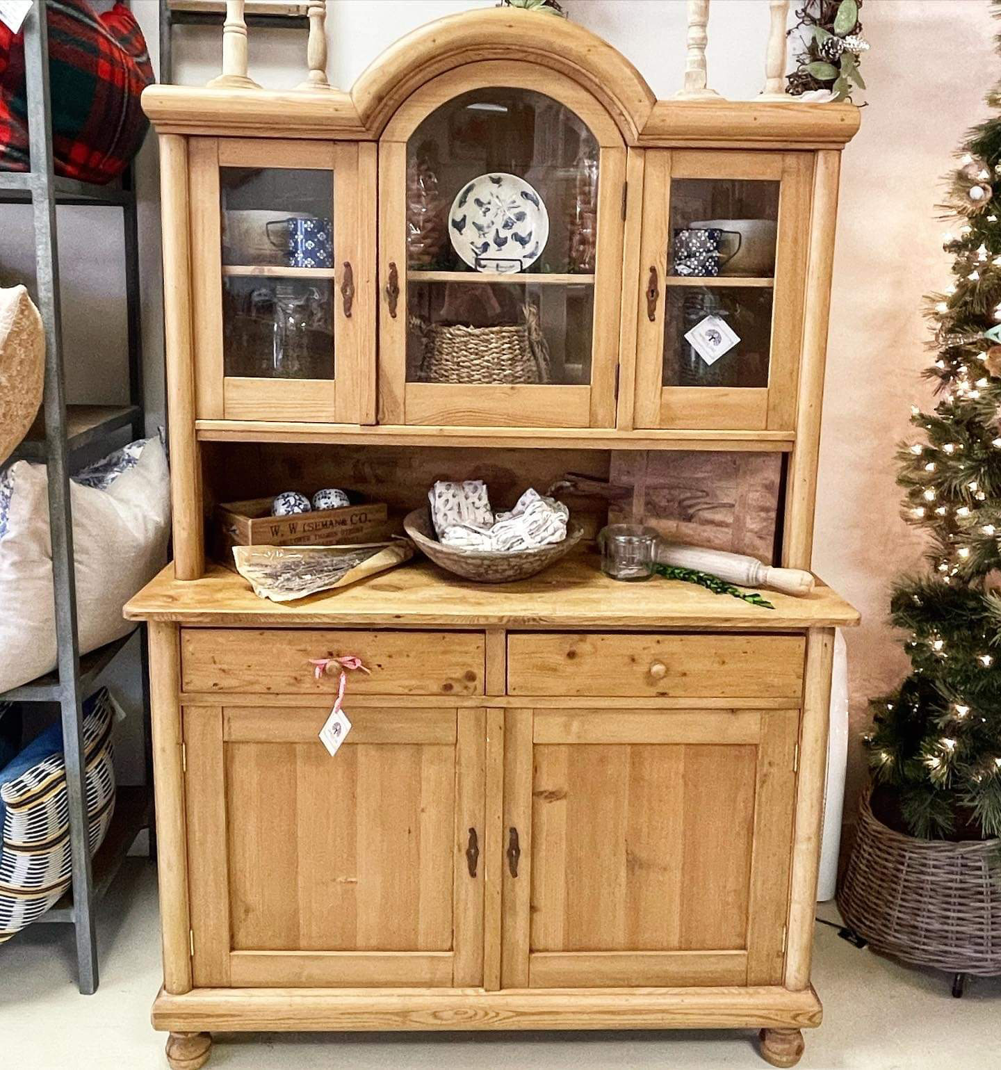 3FBA0954-98D9-4CA5-9C10-C121DD5F7282