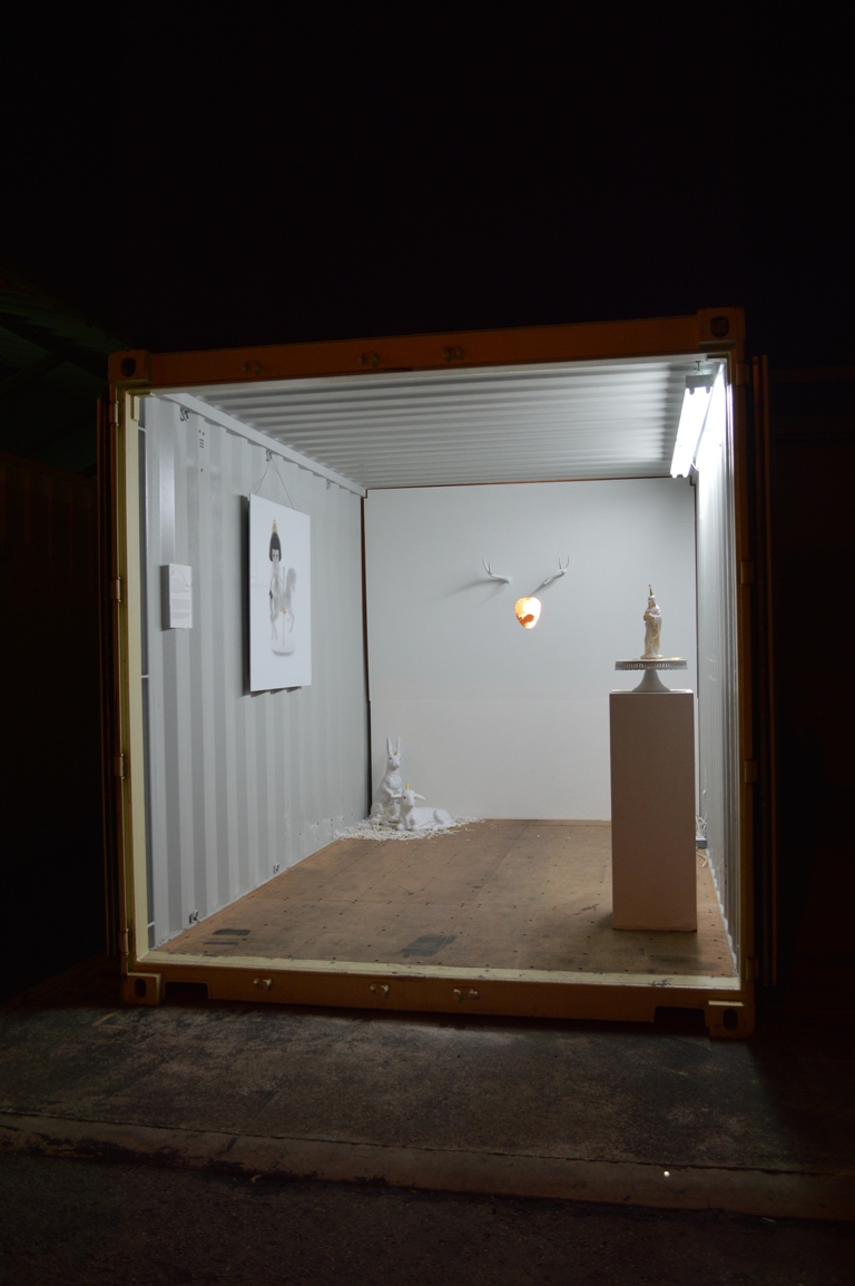 Chu Teppa's container at night