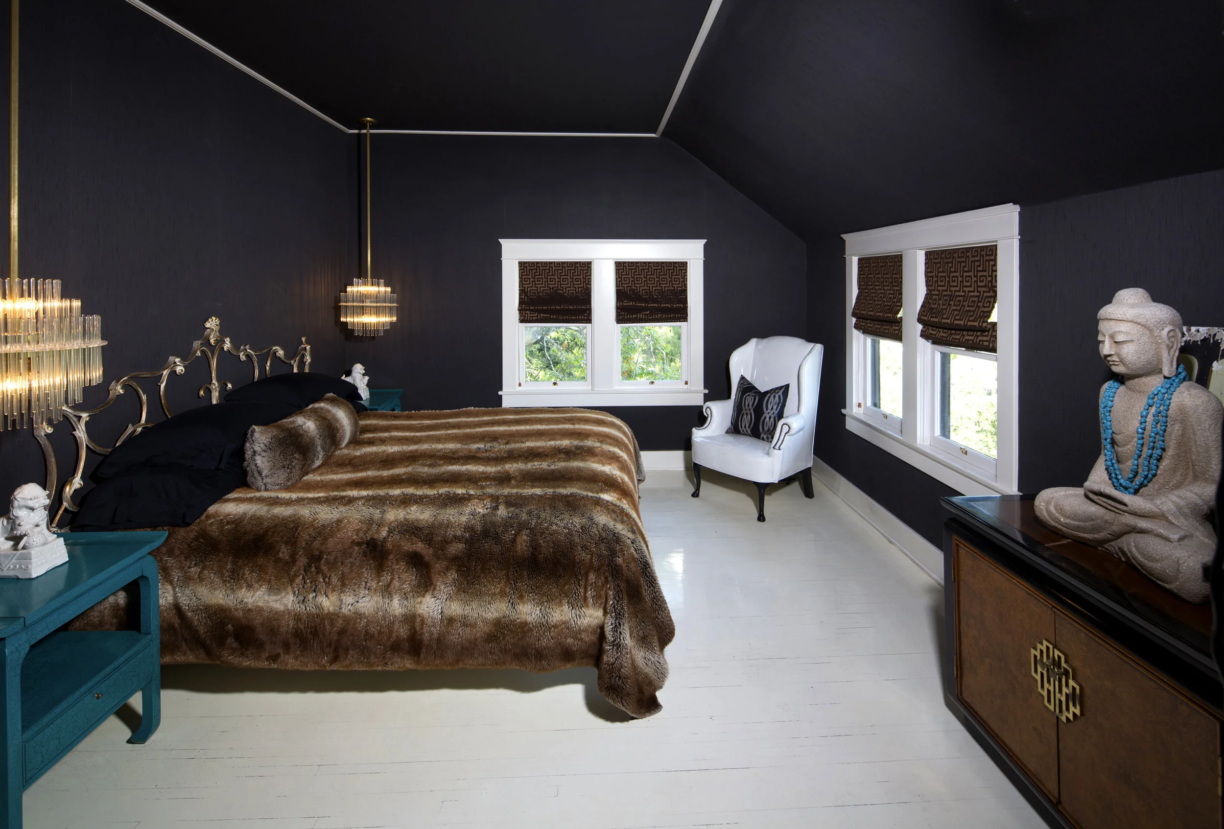 10-MasterBedroom.jpg
