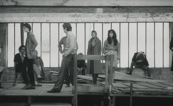 DÉTRUISSEZ-VOUS (1968)