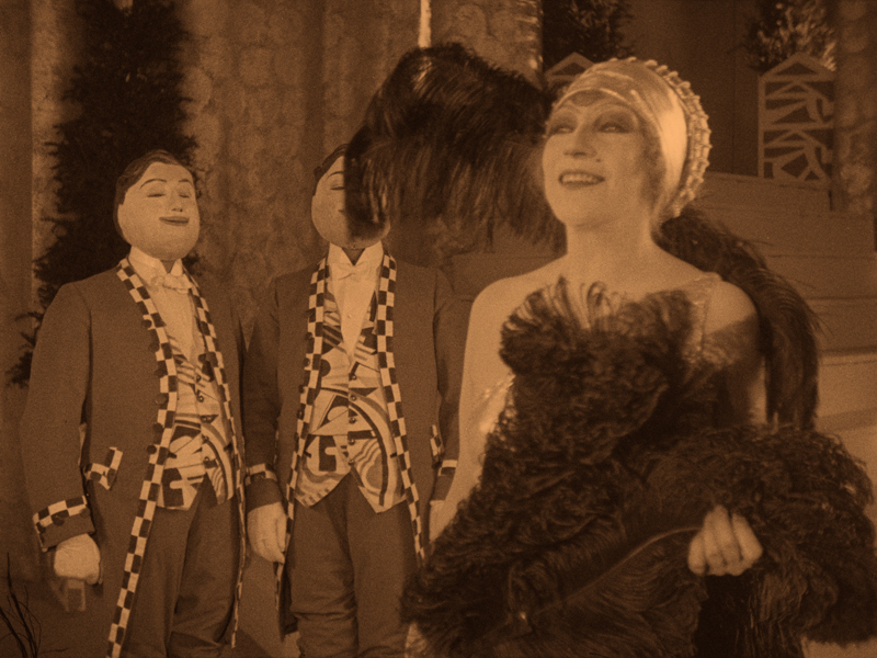 Georgette Leblanc in L’INHUMAINE