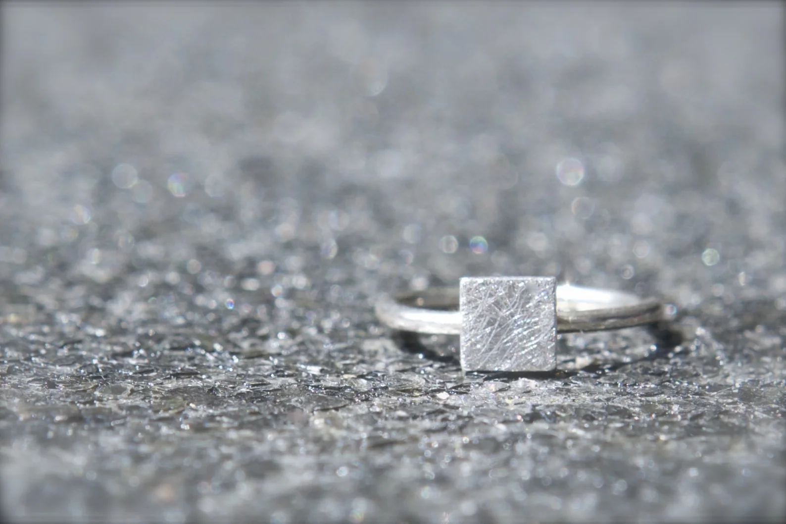 Dear John Knuckle ring