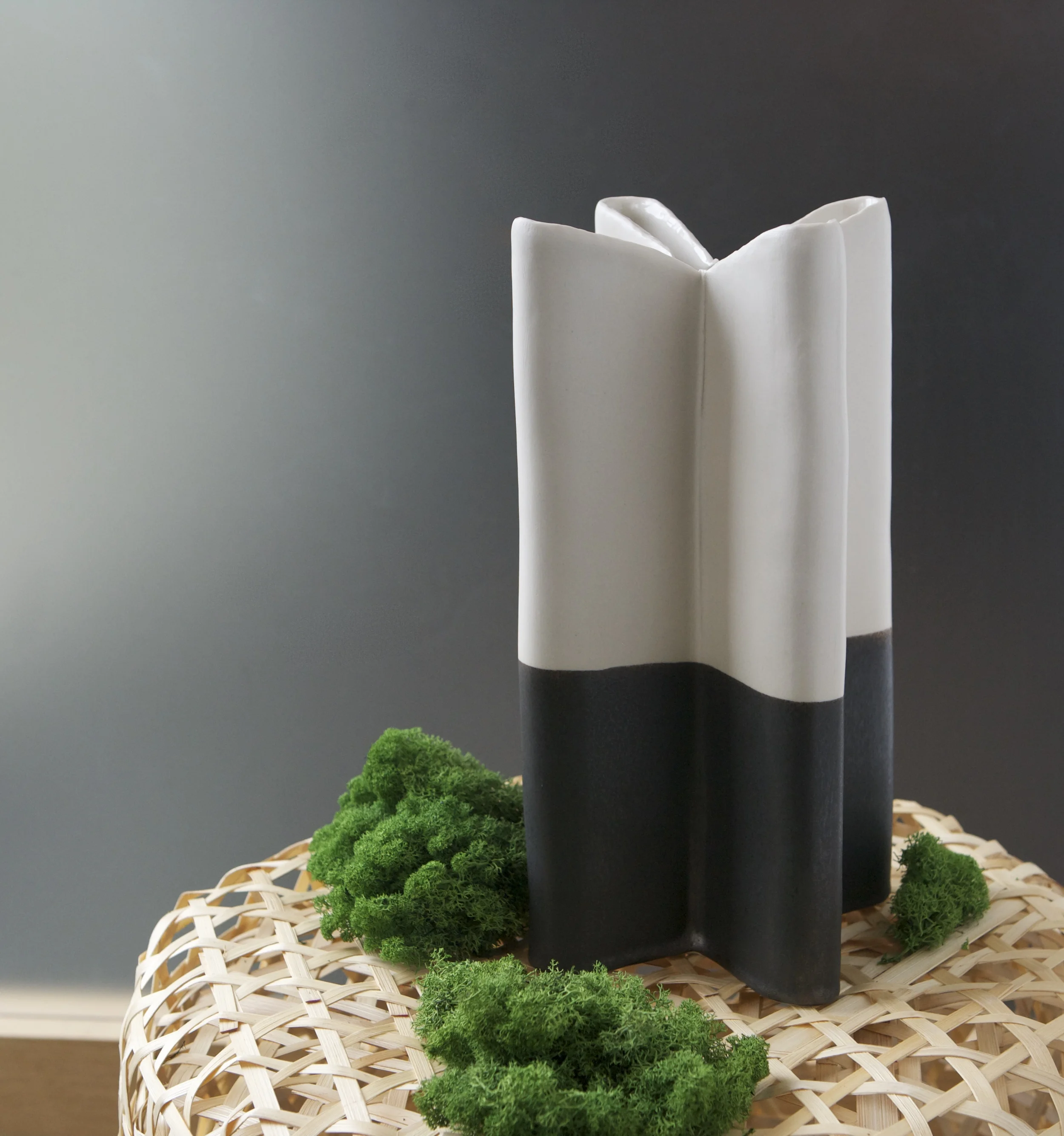 Plus Vase, White + Band
