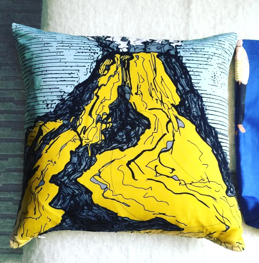 Pele Pillow