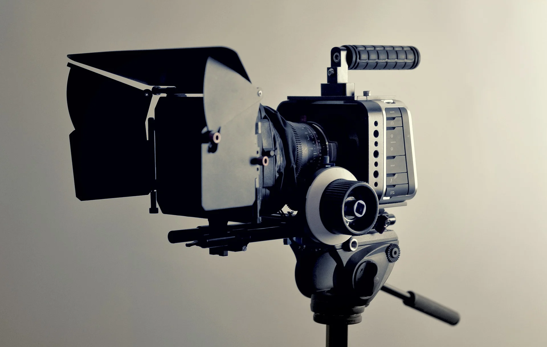 corporate-video-production-Minneapolis-contact.jpg