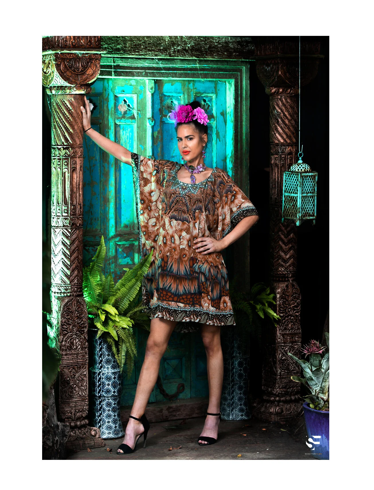 Jonquil and Hyacinth (Brown) Short Kaftan