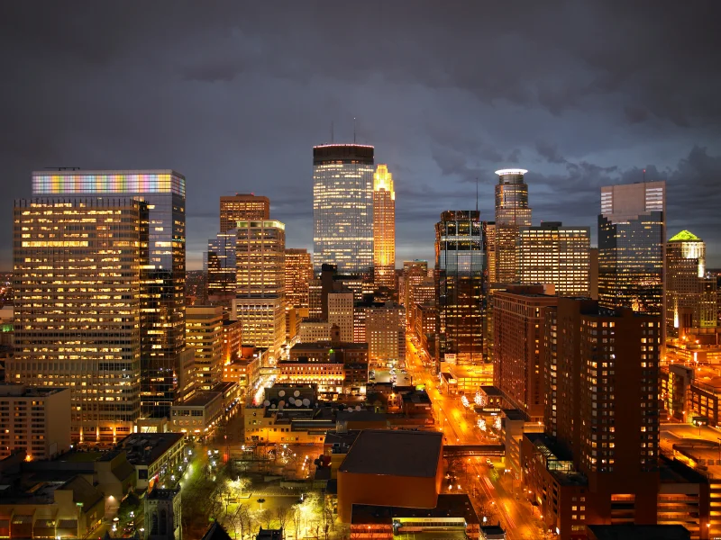 LV COMM DT SKYLINE.jpg