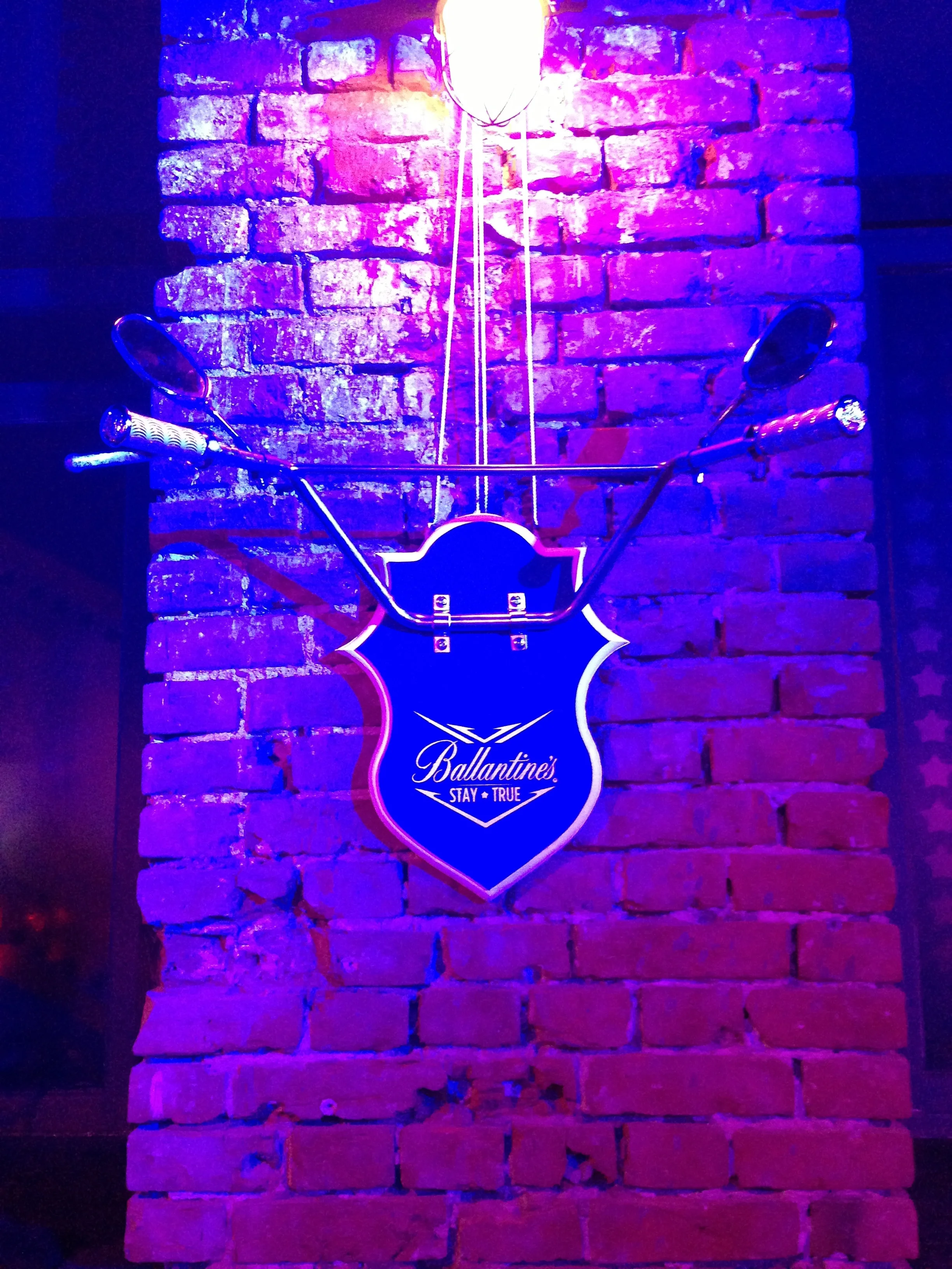 Арт-объект для Ballantine's