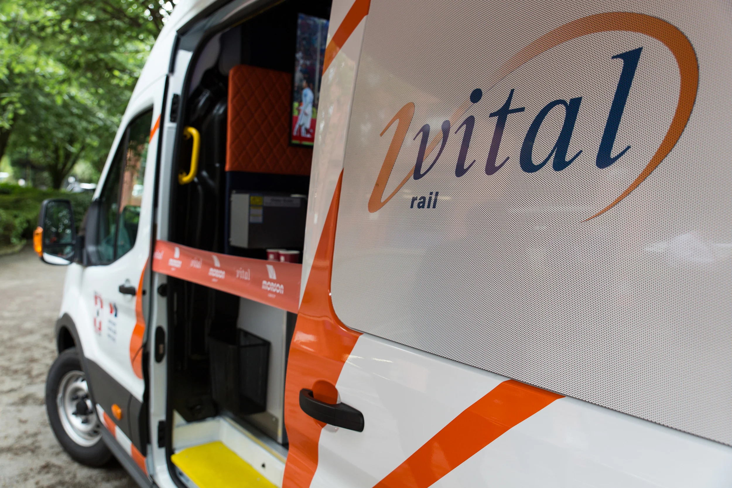 Safety Bus - Vital - 14 Jun 16 - Tangerine Event Photography - 5.jpg