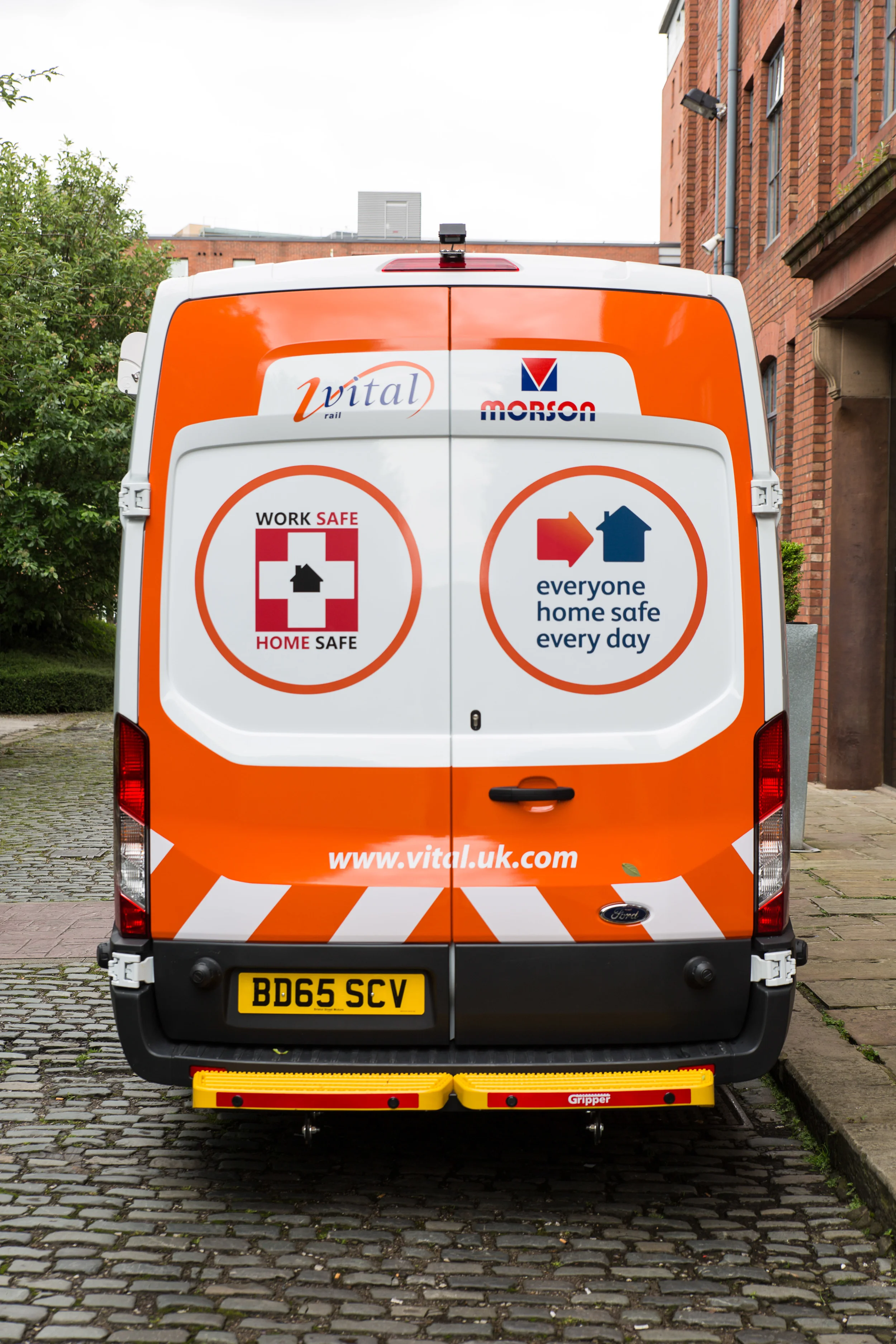 Safety Bus - Vital - 14 Jun 16 - Tangerine Event Photography - 56.jpg