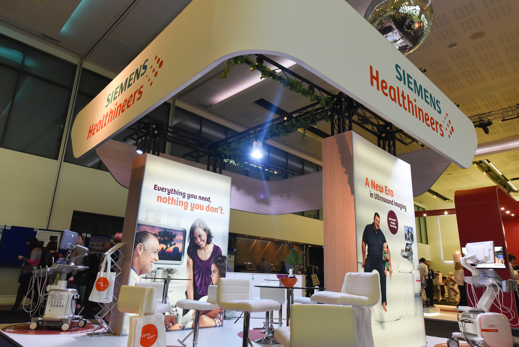 Siemens_Stand_3.jpg