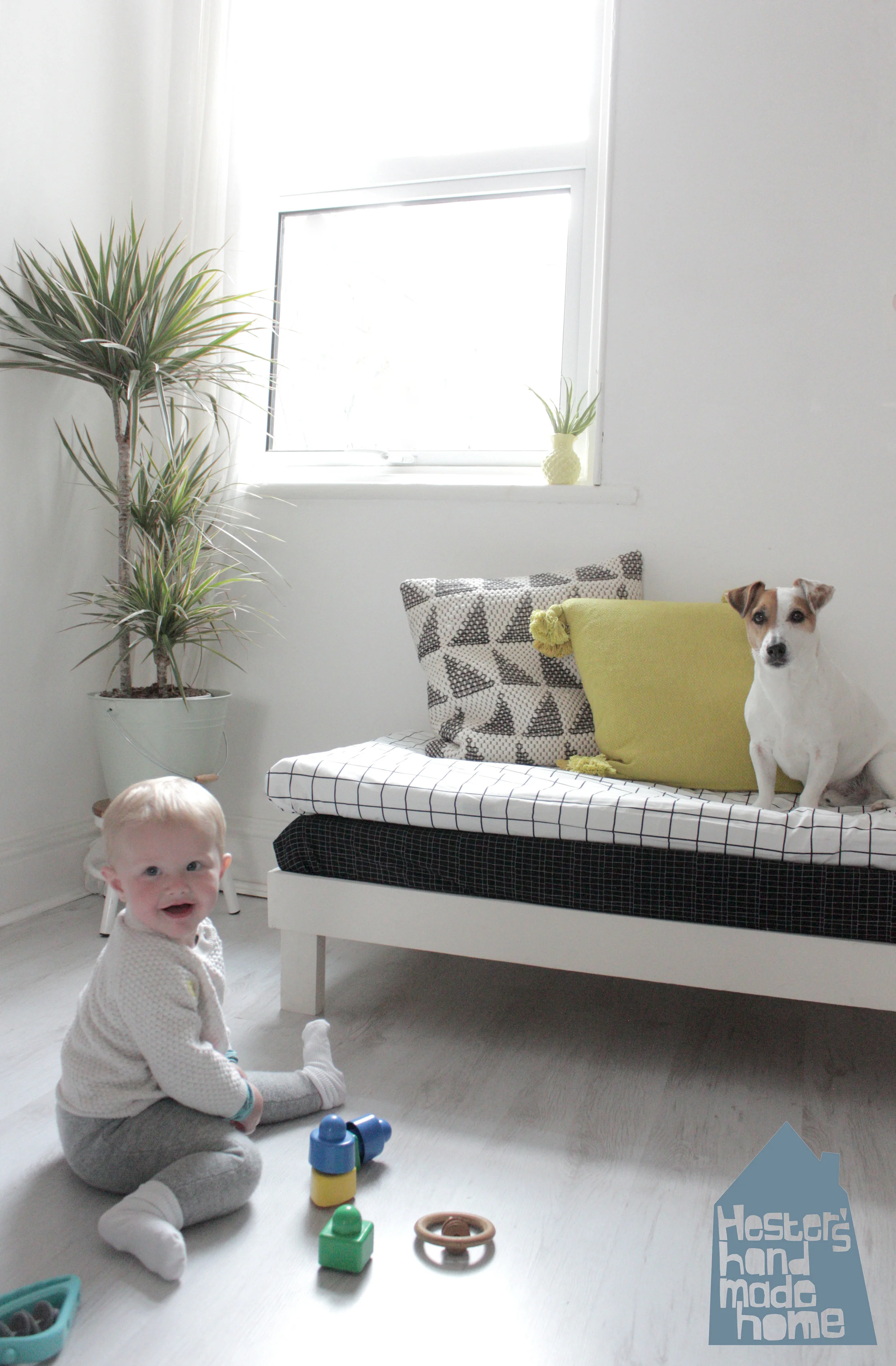 small day bed DIY by hesters handmade home.jpg