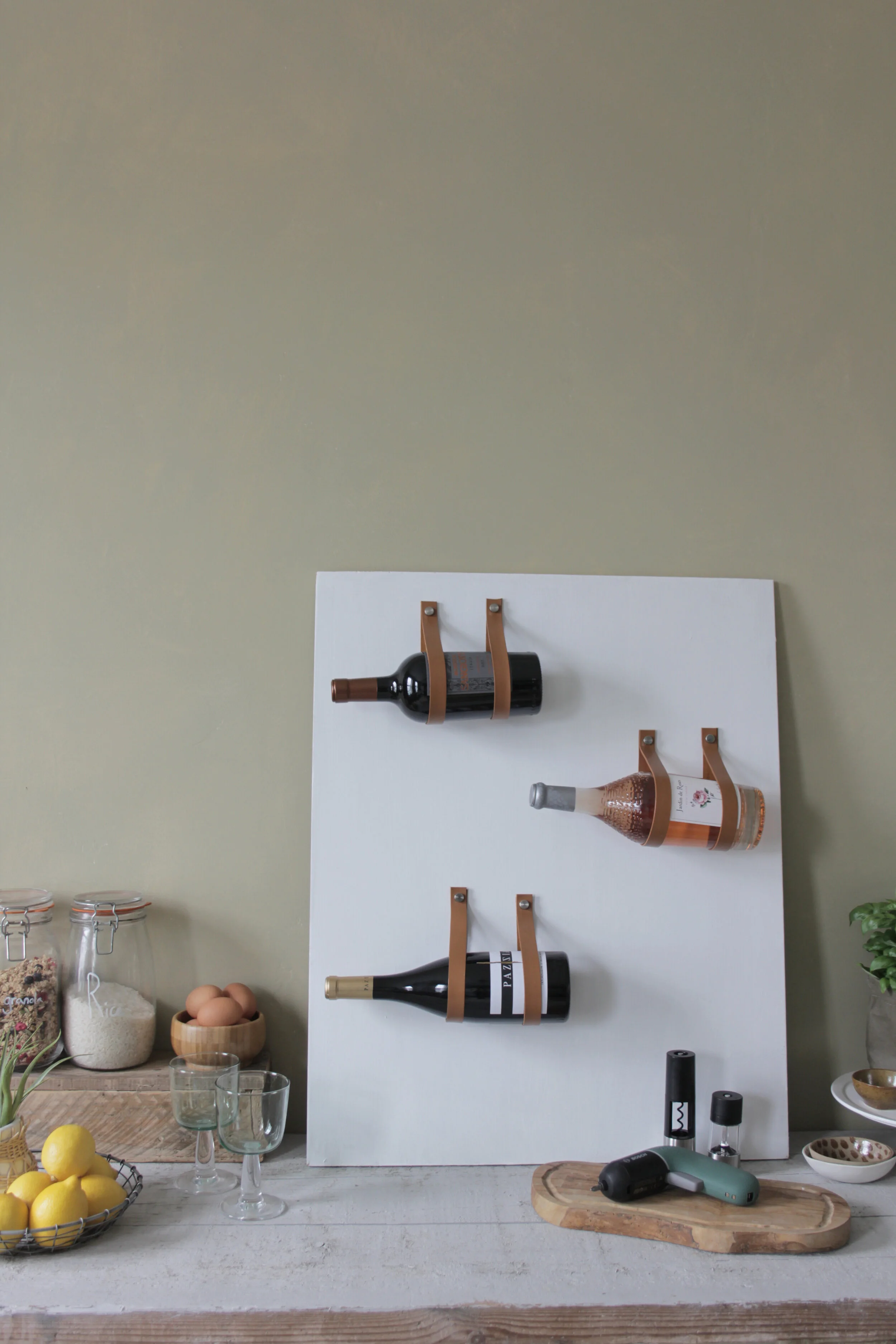 Build a wine rack with the Bosch IXO