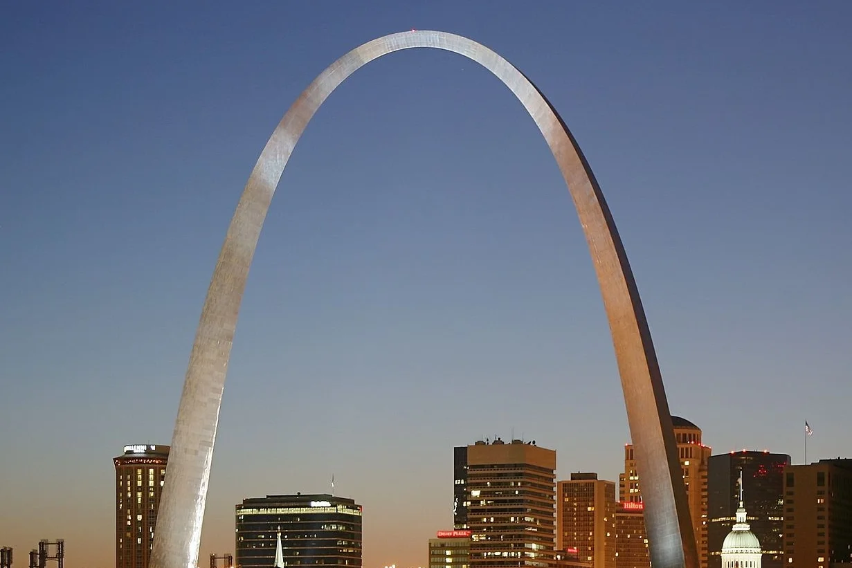 St_Louis_night_expblend_cropped.jpg