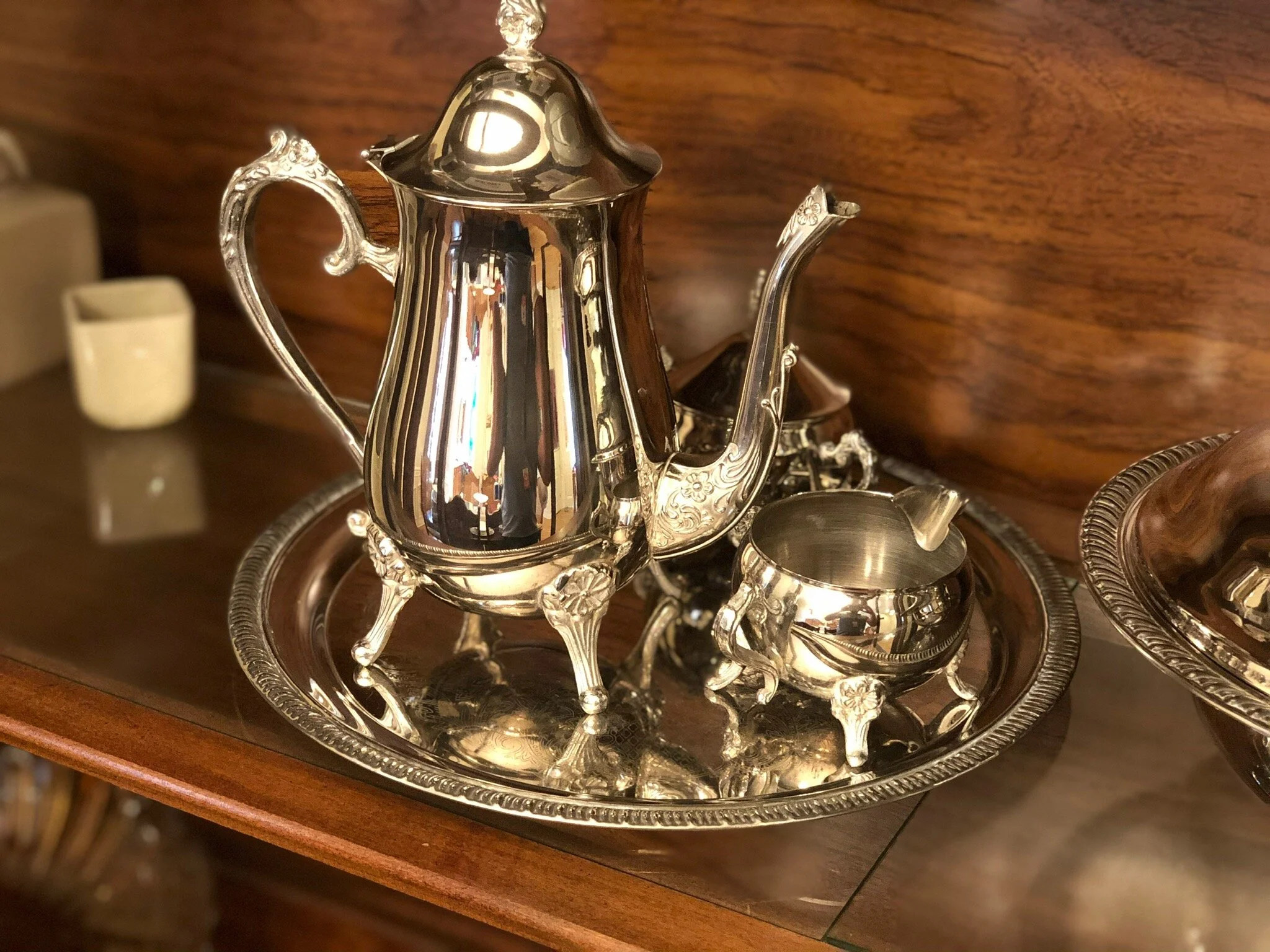 1 Day Moving Sale Beautiful Home in Village of West Clay Estate