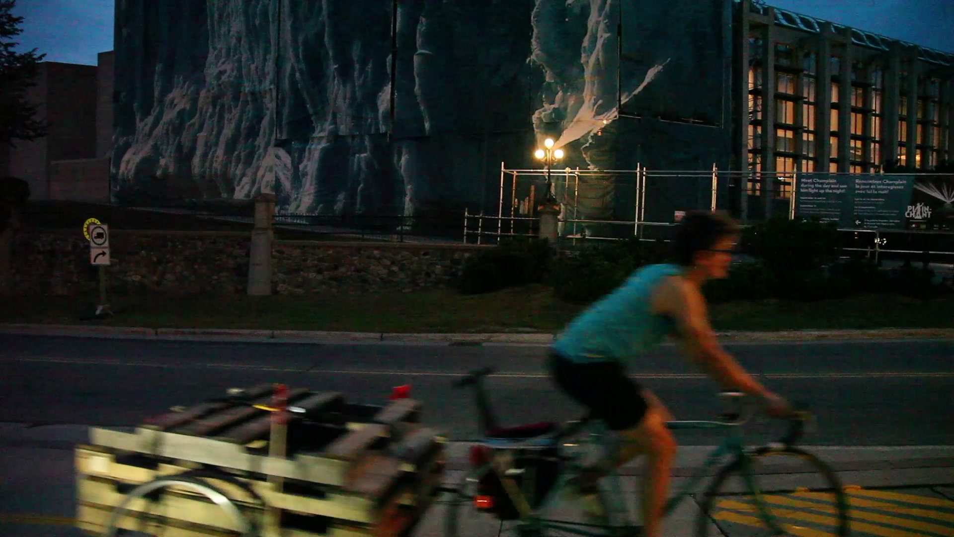 Adam Brown, Palett Rush video still