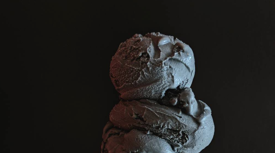 Mooshoo Ice cream, black sesame