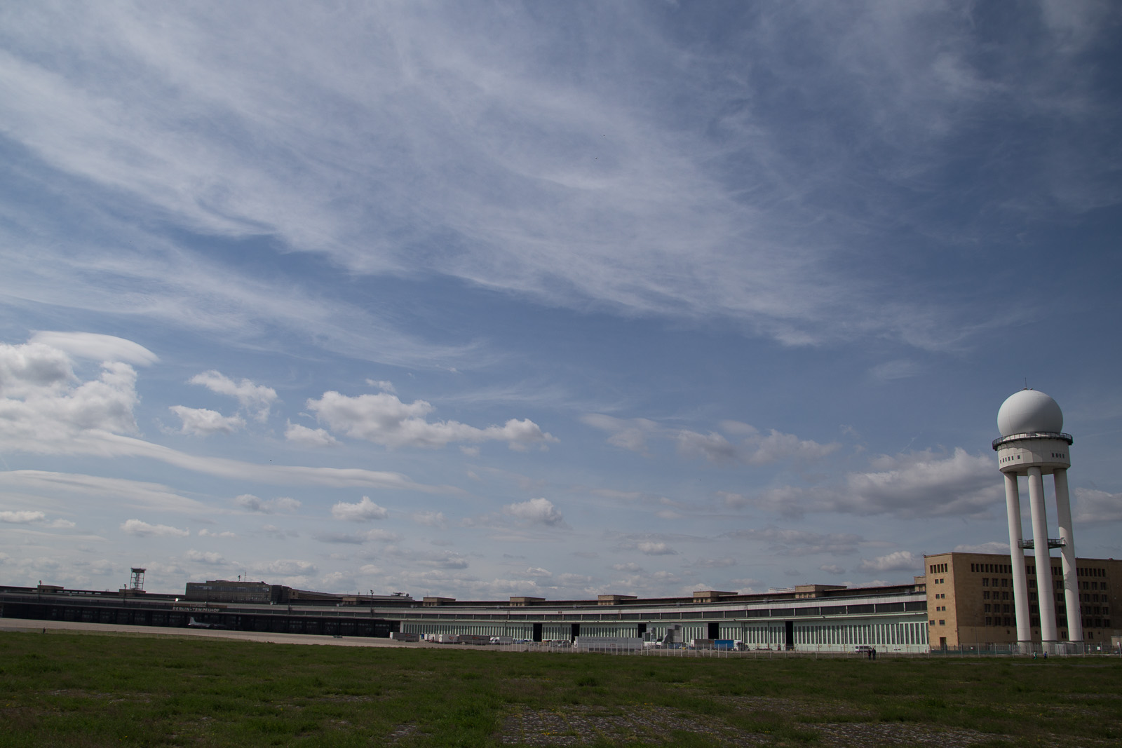 tempelhof-1.jpg