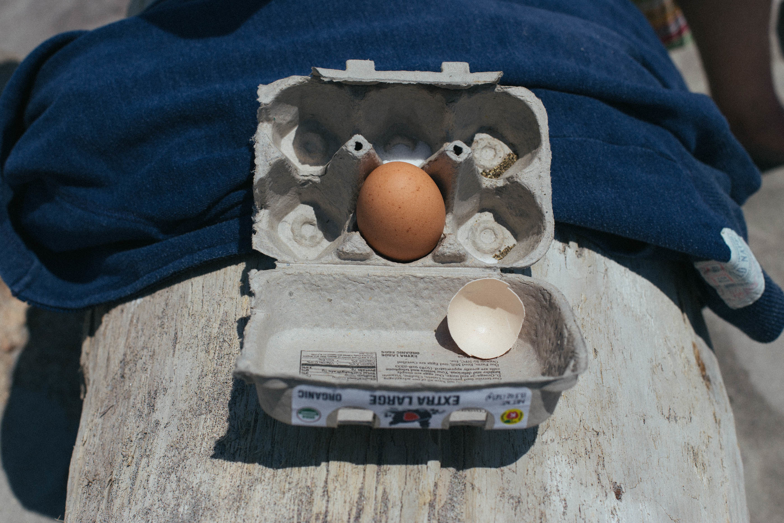 Hard-boiled egg beach transportation kit. 