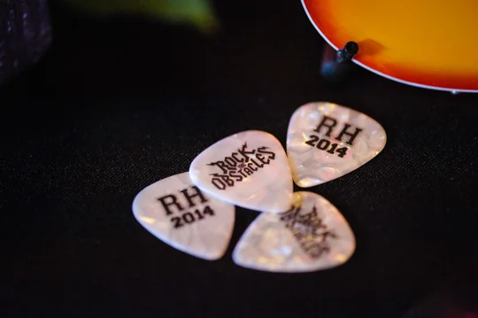 Restaurant High guitar picks