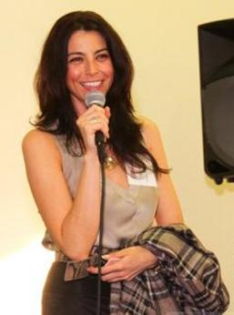 Laura-Slezinger~~element60.jpeg