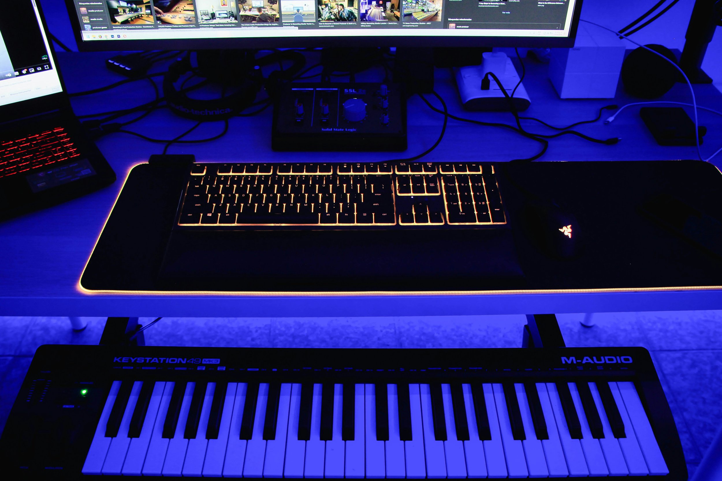 Music Marketing Monday: Beyond the Algorithm – How Private Communities Build Artist-Fan Bonds