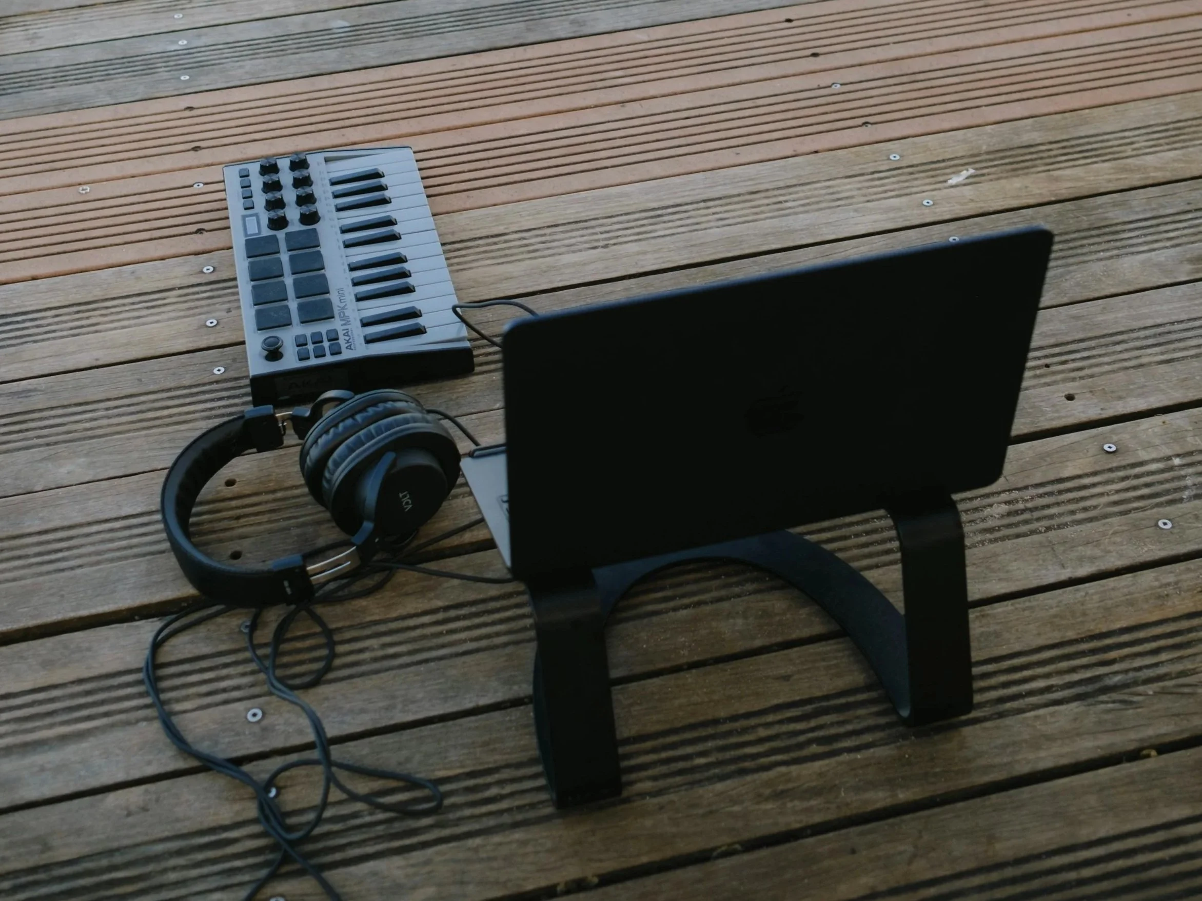 Music Marketing Monday: A Beginner’s Guide to Facebook and Instagram Ads for Music Artists